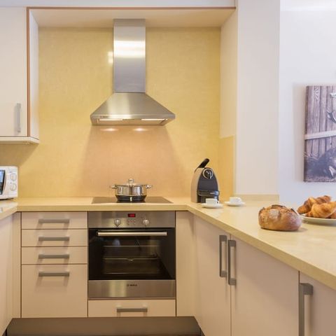 APARTMENT 8 people - (max 6 adults) Superior