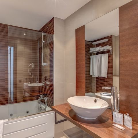 APARTMENT 4 people - (max 2 adults) Standard