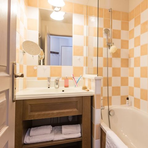 APPARTAMENTO 4 persone - - 1 camera da letto - Vista montagna