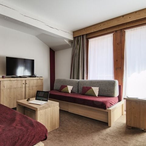 APARTMENT 8 people - (max 6 adults) Superior