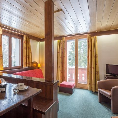 Apartment 8 persons - Flat sleeps 8 - 1 bedroom + 1 sleeping area