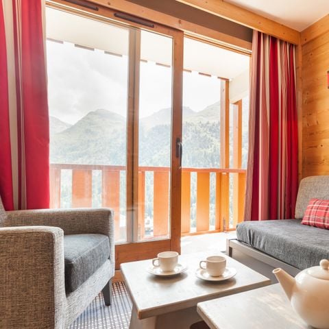 APARTMENT 6 people - (max 4 adults) Standard