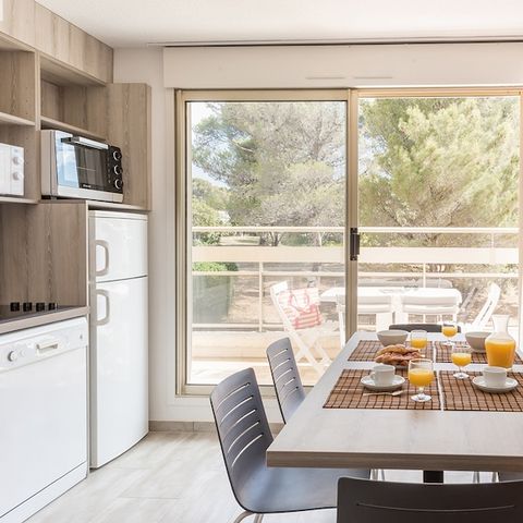 APPARTAMENTO 6 persone - 2 camere da letto + 1 zona notte - Duplex - Vista giardino