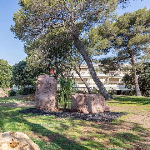 Pierre & Vacances Résidence La Corniche d'Or - Camping Var - Image N°6