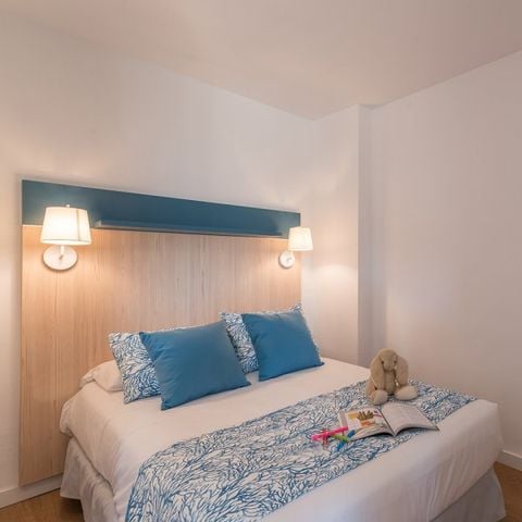 CHAMBRE 3 personnes - Chambre d'hôtel standard C3