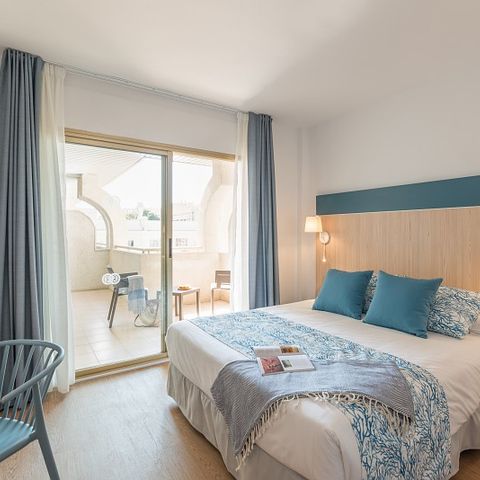 Bedroom 3 persons - Standard hotel room C3