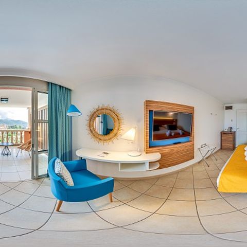 Habitación 3 personas - Habitación de hotel - Triple - Terraza o balcón - Vista al mar