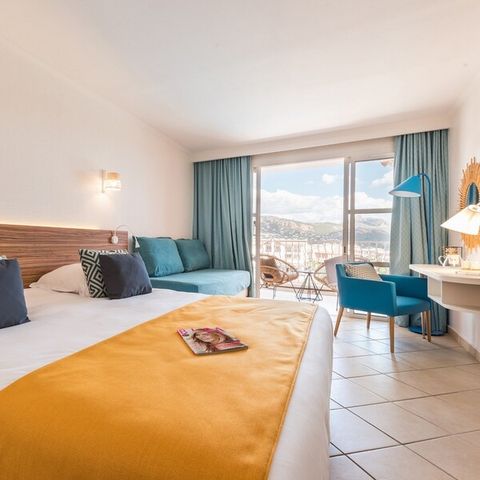 CHAMBRE 3 personnes - Chambre d'hôtel - Triple - Terrasse ou balcon