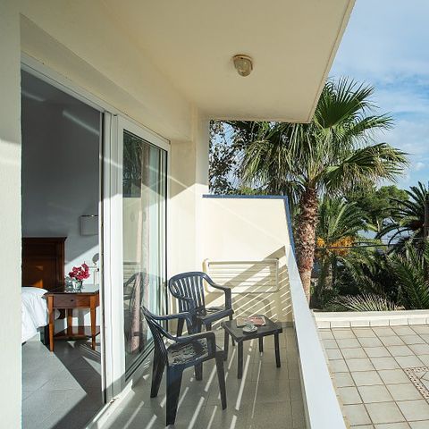 CHAMBRE 2 personnes - Chambre standard C1