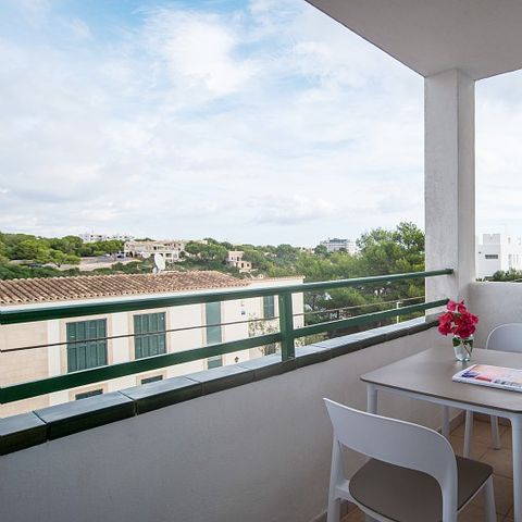 BEDROOM 2 people - Hotel Room Standard C2