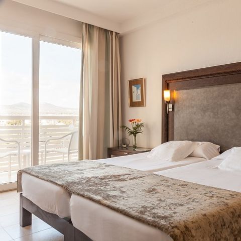 CHAMBRE 2 personnes - Chambre d'hôtel Standard Vue sur l'océan C2M