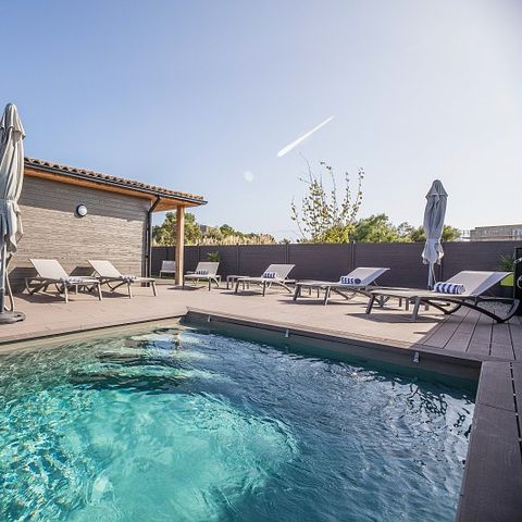 Villa 6 persons - - 3 bedrooms - Air conditioned - 7m private pool - Garden