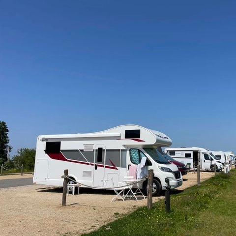 EMPLACEMENT - Aire de stationnement pour camping-cars « Comfort »