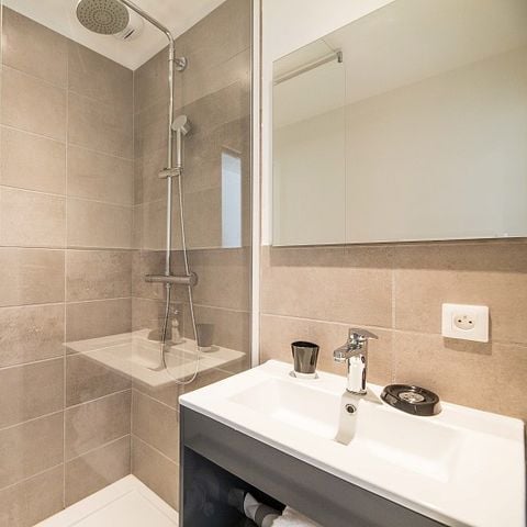 APPARTEMENT 4 personnes - 1 chambre - Climatisation - Terrasse