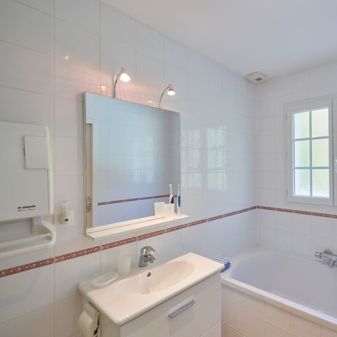 VAKANTIEHUIS 8 personen - Villa 8p. zwembad deluxe