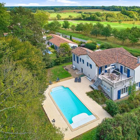 VAKANTIEHUIS 8 personen - Villa 8p. zwembad deluxe