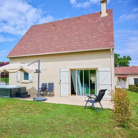FERIENHAUS 6 Personen - Villa 6p. 2 Bad Jacuzzi freistehend