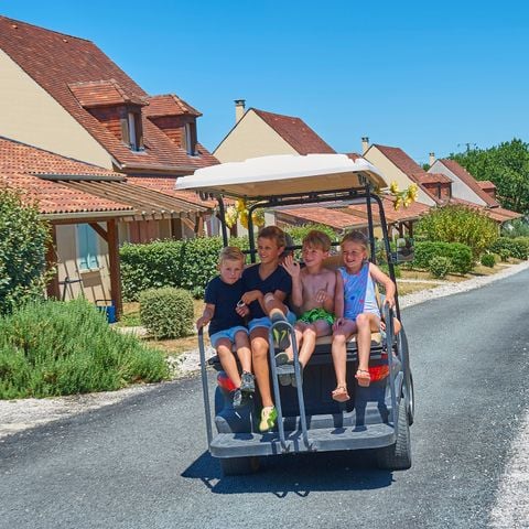 VAKANTIEHUIS 6 personen - Villa 6p. 2 badk. jacuzzi