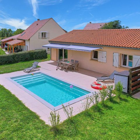 Vakantiehuis 6 personen - Villa . - 1 badk. - Zwembad