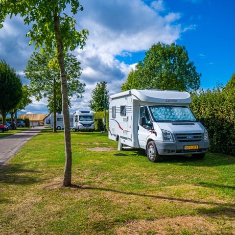 STAANPLAATS - Camperplaats Comfort