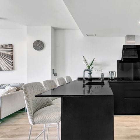 Wohnung 4 personen - mit Bergblick und Meerblick