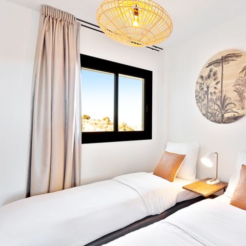 APPARTEMENT 4 personnes - loft avec solarium/terrasse et vue sur la mer