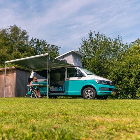 STAANPLAATS - Comfort privésanitair