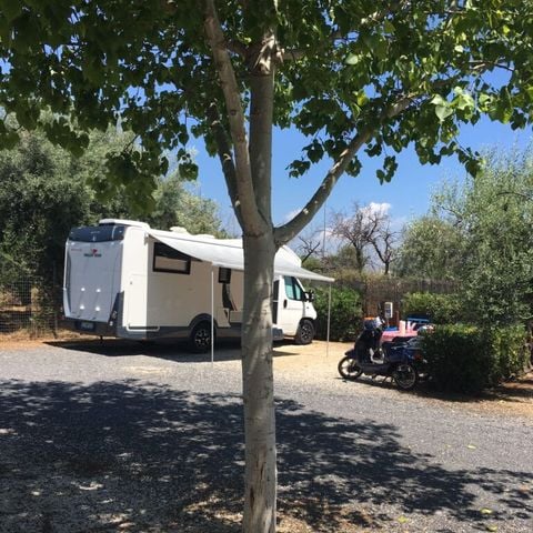 EMPLACEMENT - pour caravane