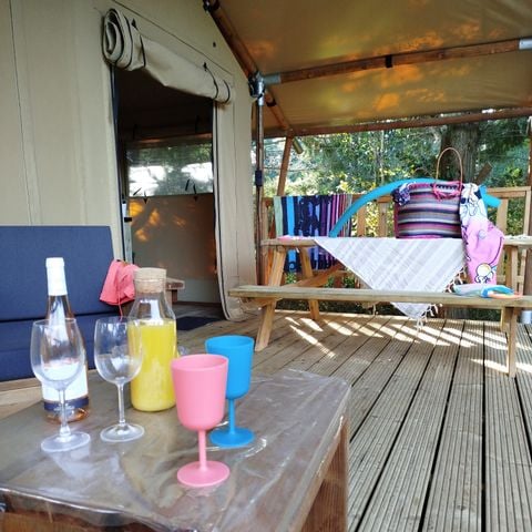 Lodge 4 personnes - Chalet 27m2 avec salle de bain - 2 chambres