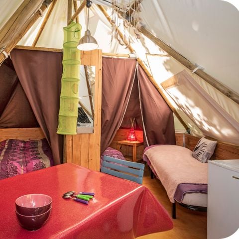 AUßERGEWÖHNLICHE UNTERKUNFT 4 Personen - Tipi