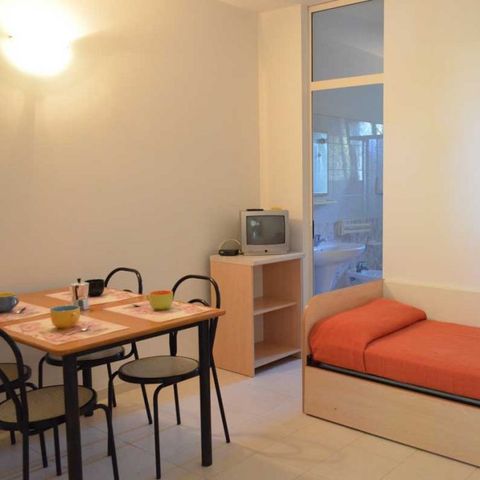 CHALET 4 persone - Casetta in muratura - 1a fila