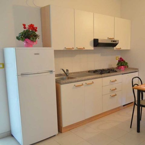CHALET 4 persone - Casetta in muratura - 1a fila