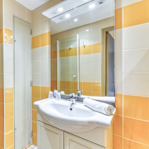 APARTEMENTO 5 personas - 3 Habitaciones 5 Personas Superior