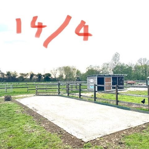 PLOT - on 2100 m2 of lawn