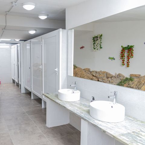 STAANPLAATS - Parcela Basic