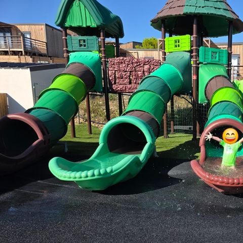 Camping Les Lodges du Lagon - Camping Gard - Image N°2