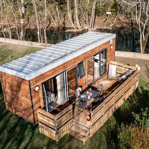 AUßERGEWÖHNLICHE UNTERKUNFT 2 Personen - Tiny House 1 Schlafzimmer mit Blick auf den Fluss 2 Pers.