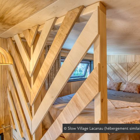 Alojamiento 4 personas - Tiny House de 2 dormitorios con altillo y vistas al río para 4 personas