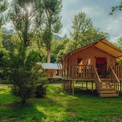 Canvas and wooden tent 5 persons - Lodge Nature sur pilotis 5 pers.