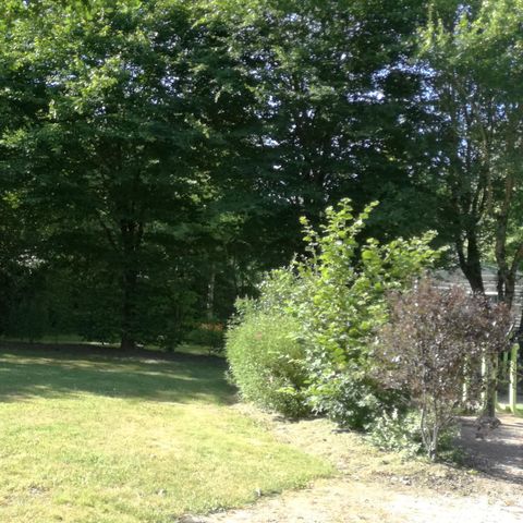 Kampeerplaats - PREMIUM standplaats (+180m²) 2/10 pers