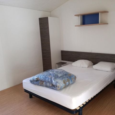 MOBILHOME 4 personnes - MH 2 CH ECO PMR 4 pers 1/4 pers