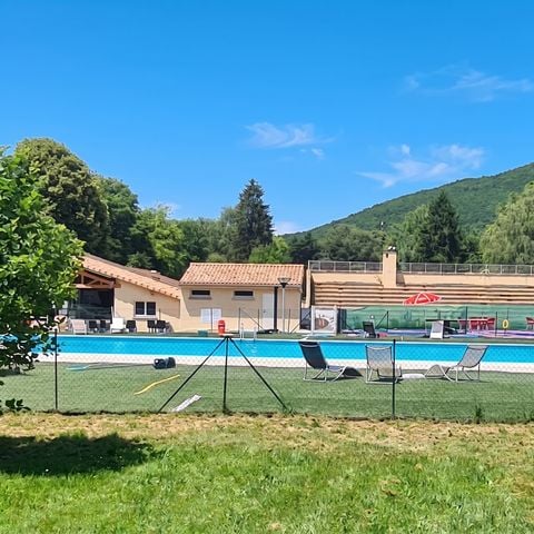 Village des Bons-Hommes au Pré Cathare - Camping Ariège - Image N°4