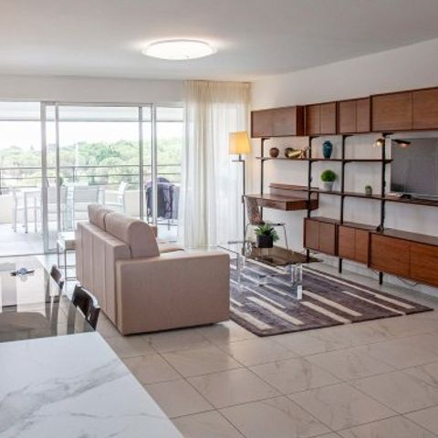 APARTMENT 6 people - Flat 6 people - 2 Bedrooms - Pool & Golf view - Loggia (36P)