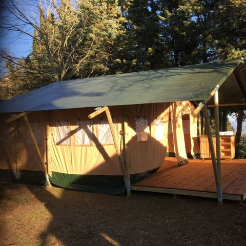 TENDA IN TELA E LEGNO 6 persone - Safari (con servizi igienici)