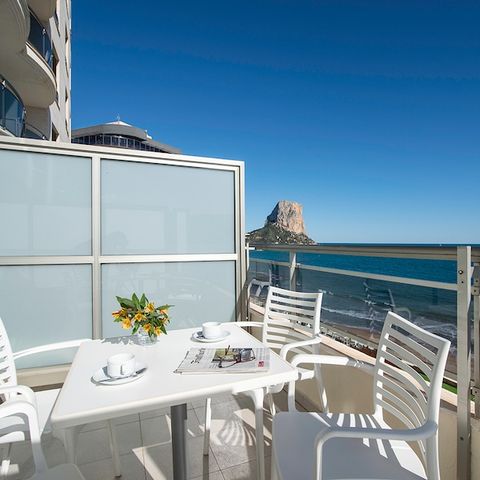 CHAMBRE 4 personnes - CHAMBRE QUADRUPLE - VUE MER - TERRASSE SPACIEUSE - PETITDÉJEUNER INCLUS