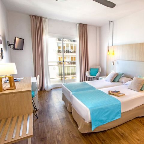 Bedroom 2 persons - Double - Balcony - Breakfast included