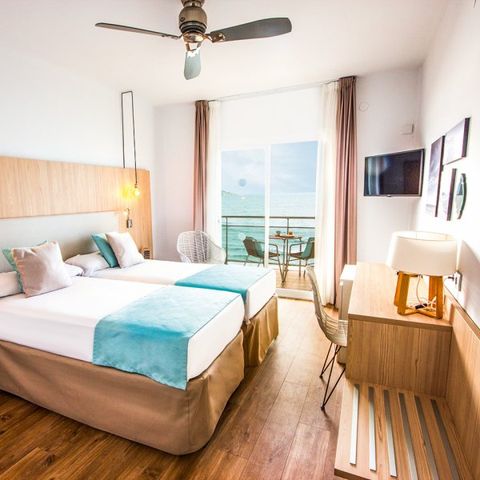 Bedroom 2 persons - Hotel room Standard ocean view C2M
