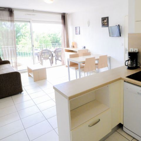 Apartment 5 persons - 5-PERSON FLAT