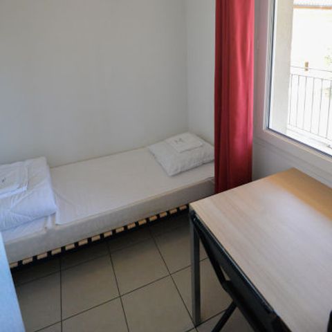 Apartment 5 persons - 5-PERSON FLAT