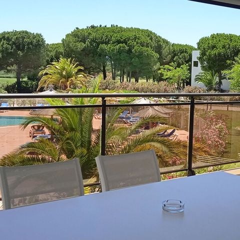 Apartment 6 persons - Flat 6 people - 2 bedrooms - Pool & golf view - Loggia